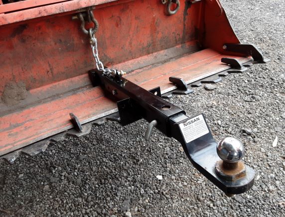 4In1 Bucket Tow Hitch